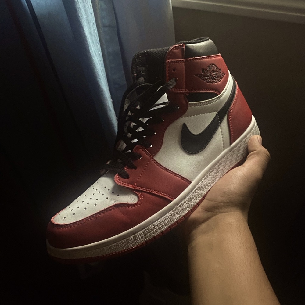 Jordan 1s Chicagos 2015 version